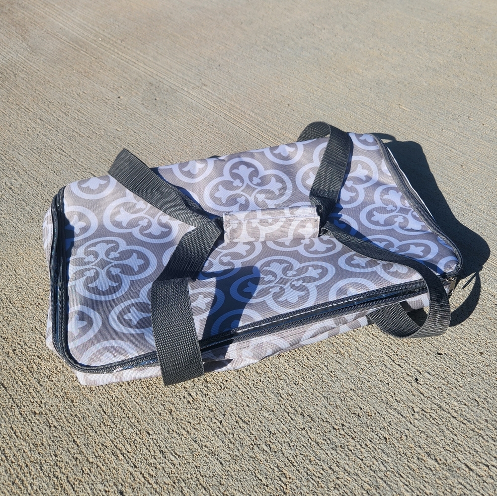 Lakeside collection insulated Casserole carrier, thermal travel bag with handles
